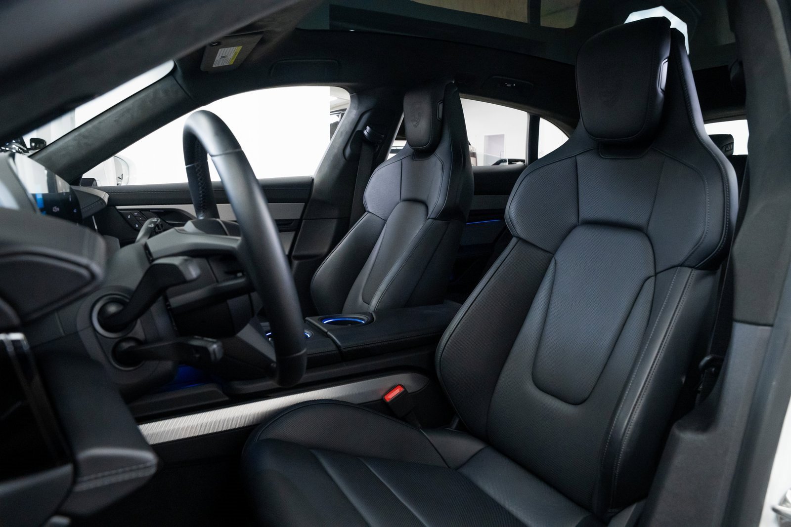 Used 2024 Porsche Taycan GTS image 19