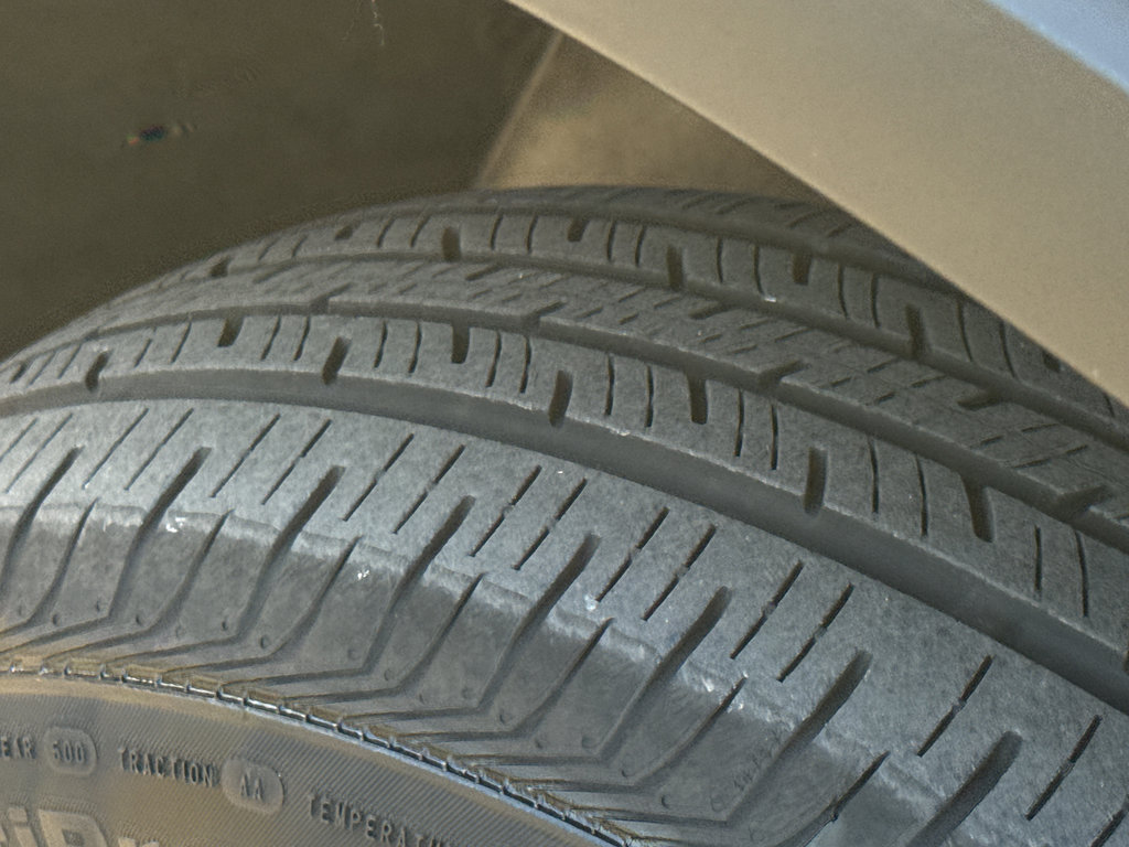 Certified 2022 Chevrolet Trax LT w/ LT Convenience Package image 10