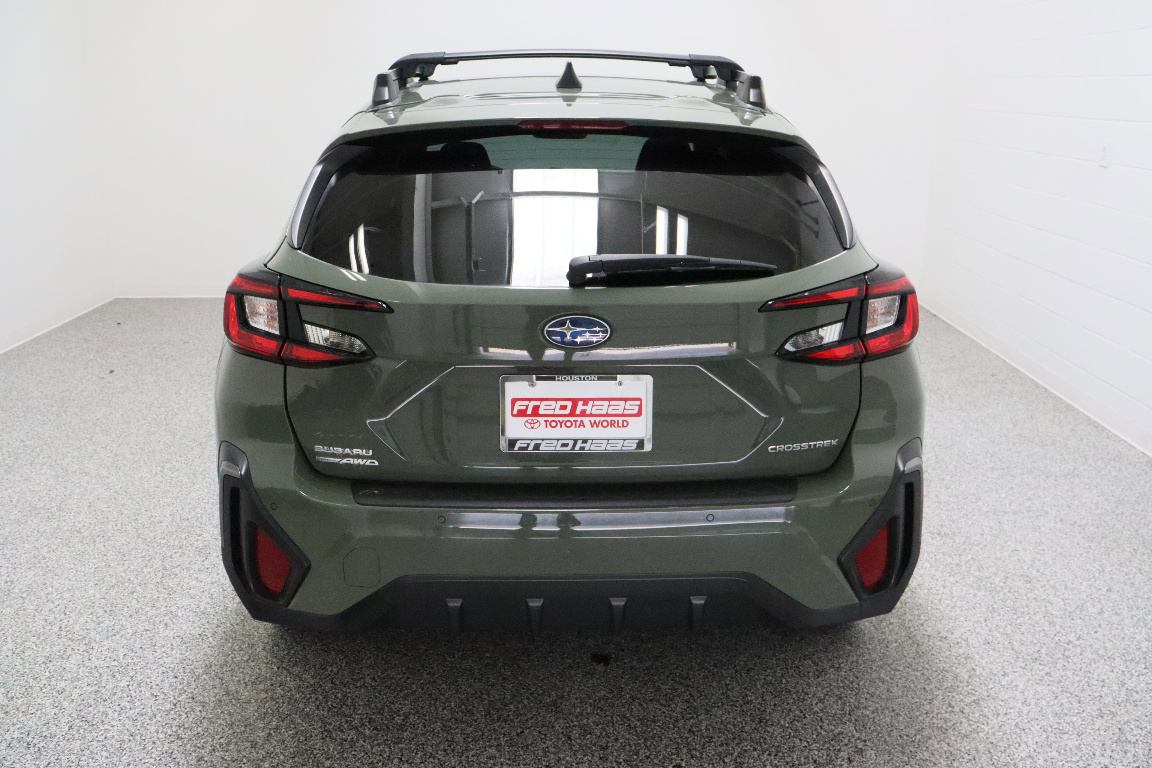 Used 2024 Subaru Crosstrek 2.5i Limited w/ Popular Package #3A AWD/4WD image 8