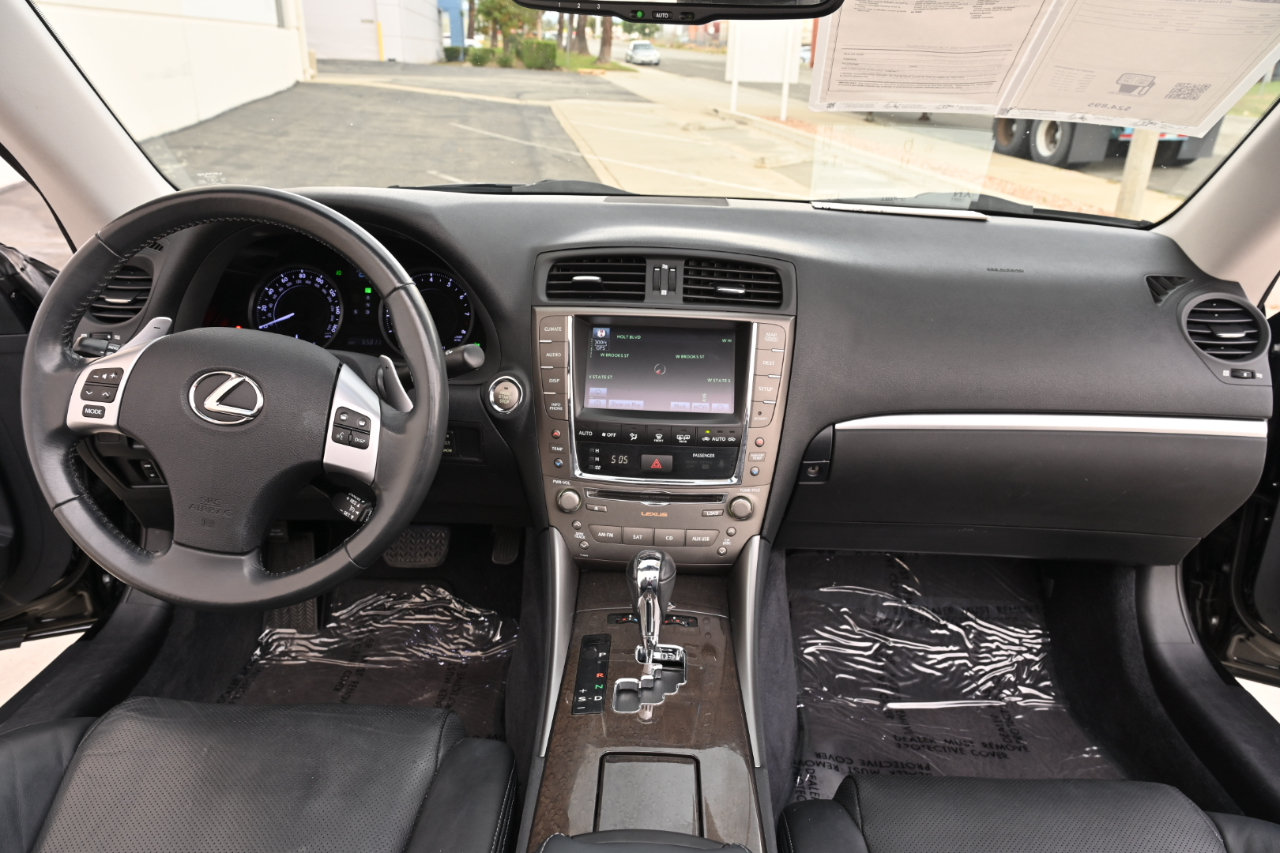 Used 2012 Lexus IS 350C w/ Luxury Pkg RWD image 19