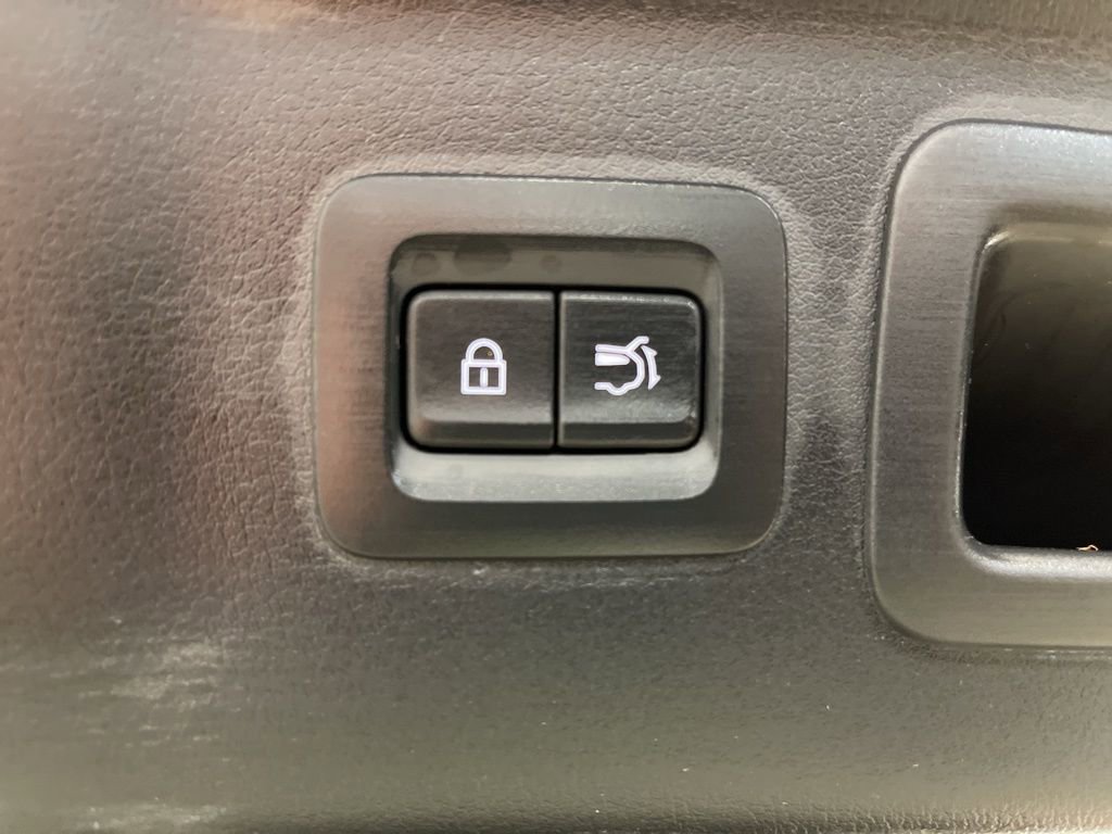 Used 2024 MAZDA CX-90 Plug-In Hybrid w/ Preferred image 35