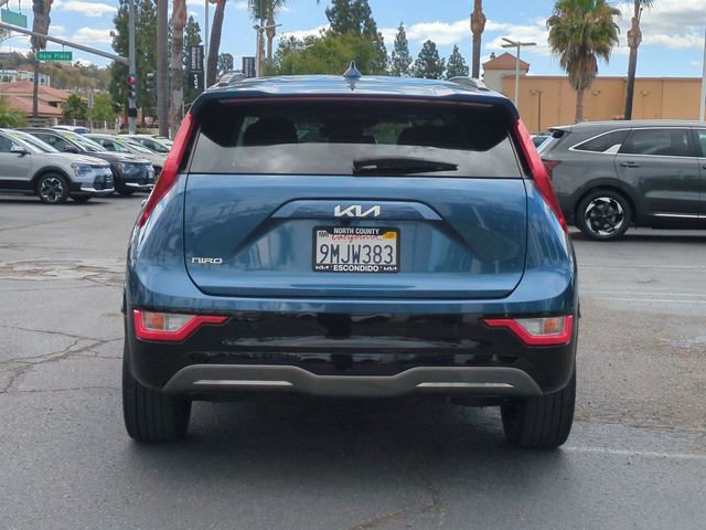 Certified 2024 Kia Niro Wind FWD image 4