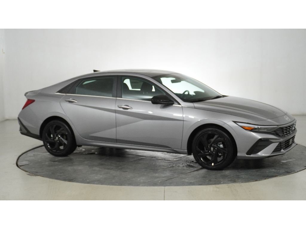 New 2026 Hyundai Elantra SEL Sport Premium FWD image 1
