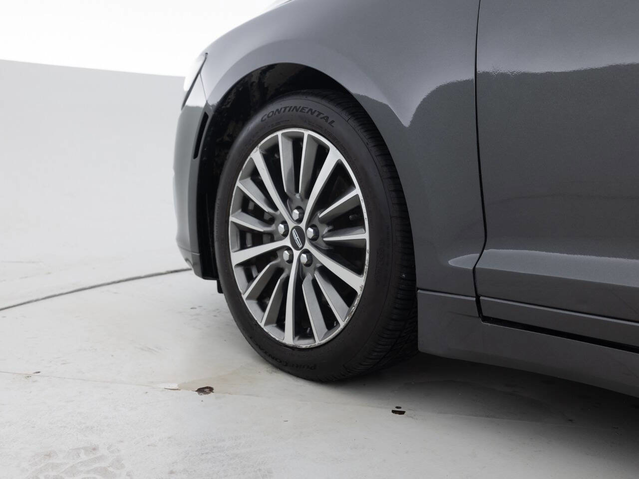 Used 2017 Lincoln MKZ Premiere FWD image 17
