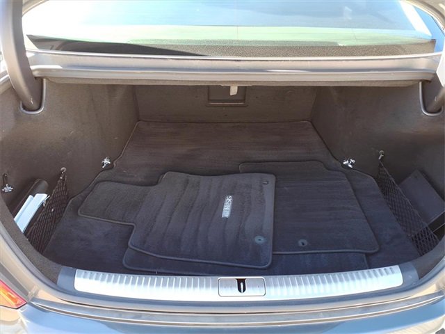 Used 2017 Genesis G90 5.0 Ultimate image 25