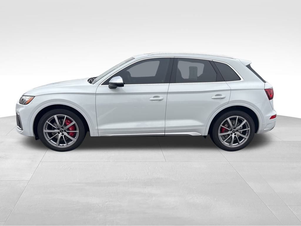 Used 2024 Audi SQ5 Premium Plus image 2