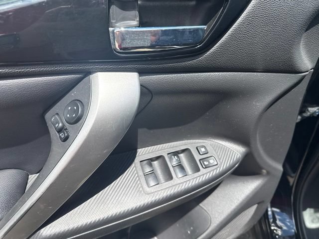Used 2022 Mitsubishi Eclipse Cross FWD image 17