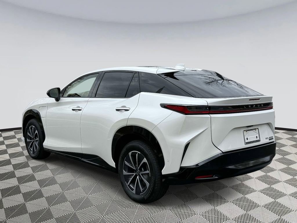 Used 2023 Lexus RZ 450e Premium w/ Technology Package AWD/4WD image 4