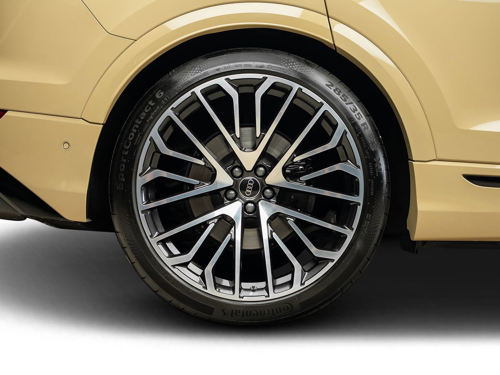 Used 2024 Audi SQ8 Prestige image 32