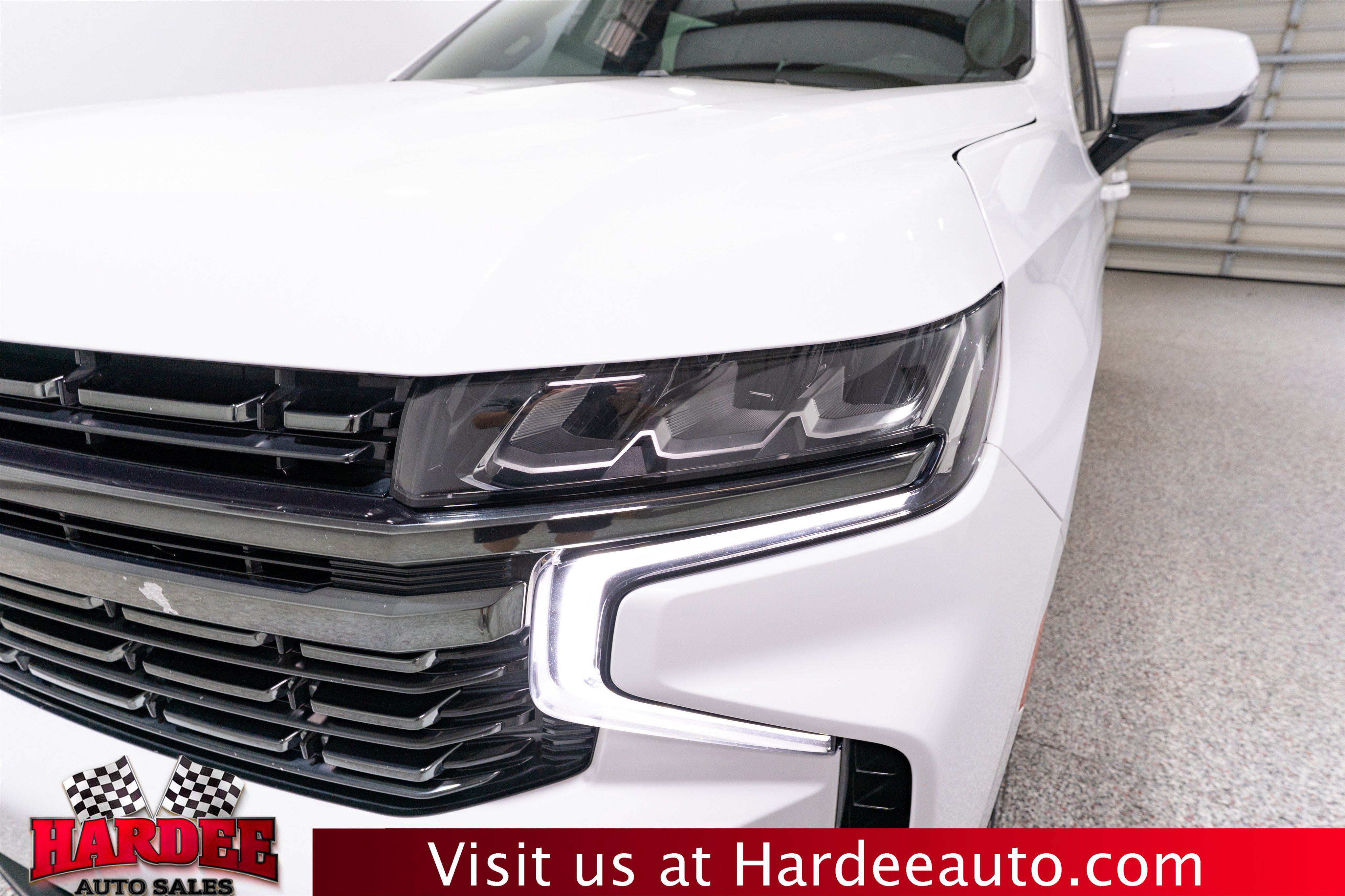 Used 2022 Chevrolet Suburban RST w/ Luxury Package AWD/4WD image 8