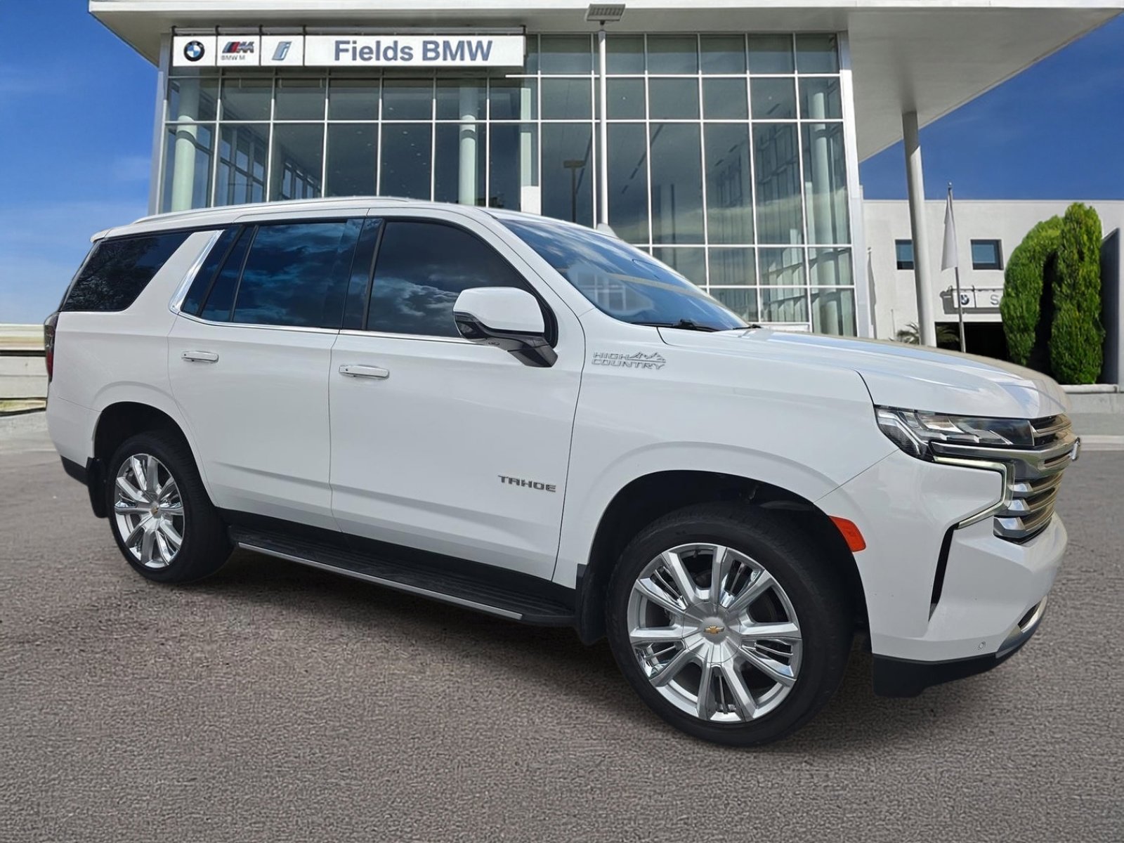 Used 2023 Chevrolet Tahoe High Country AWD/4WD image 1