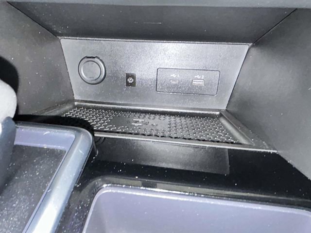 Used 2024 Nissan Pathfinder SL w/ Black Appearance Package FWD image 19