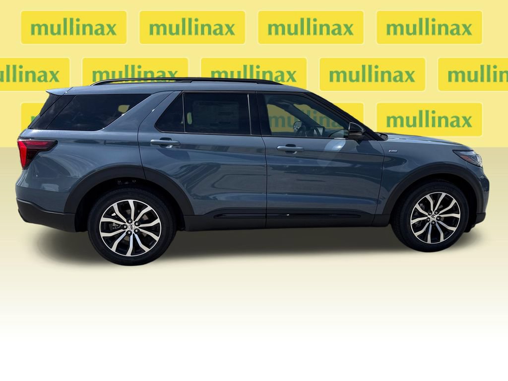 New 2026 Ford Explorer ST-Line w/ Premium Package RWD image 16