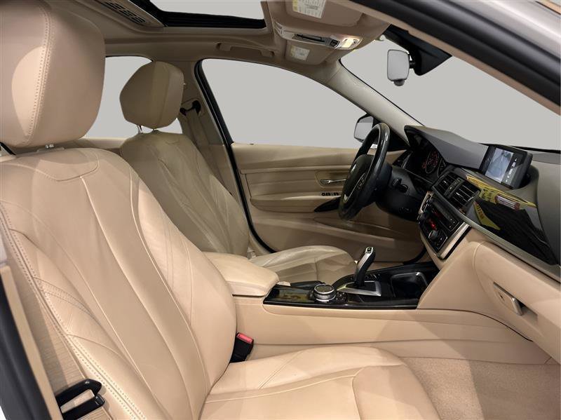 Used 2014 BMW 328d xDrive Sedan AWD/4WD image 21