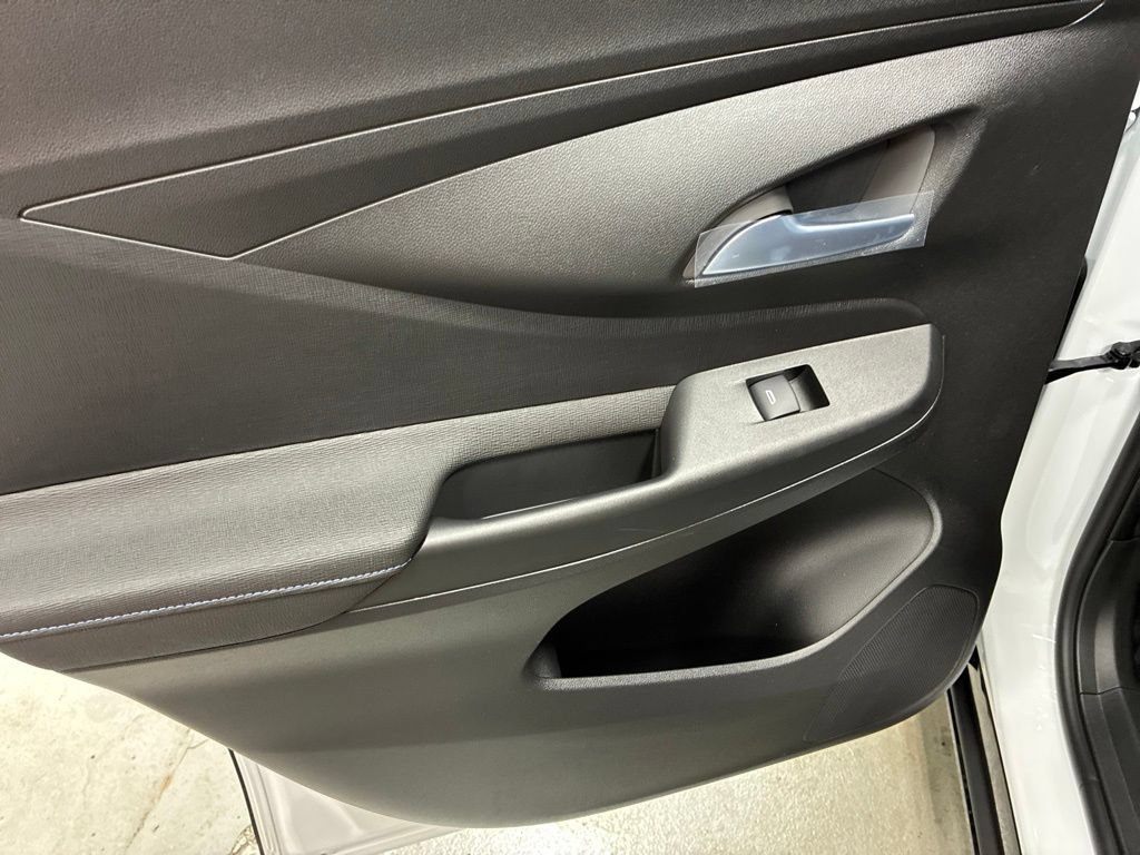 New 2026 Buick Envista Sport Touring w/ Convenience I Package FWD image 24