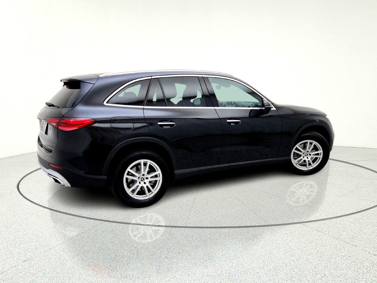 Certified 2026 Mercedes-Benz GLC 300 image 10