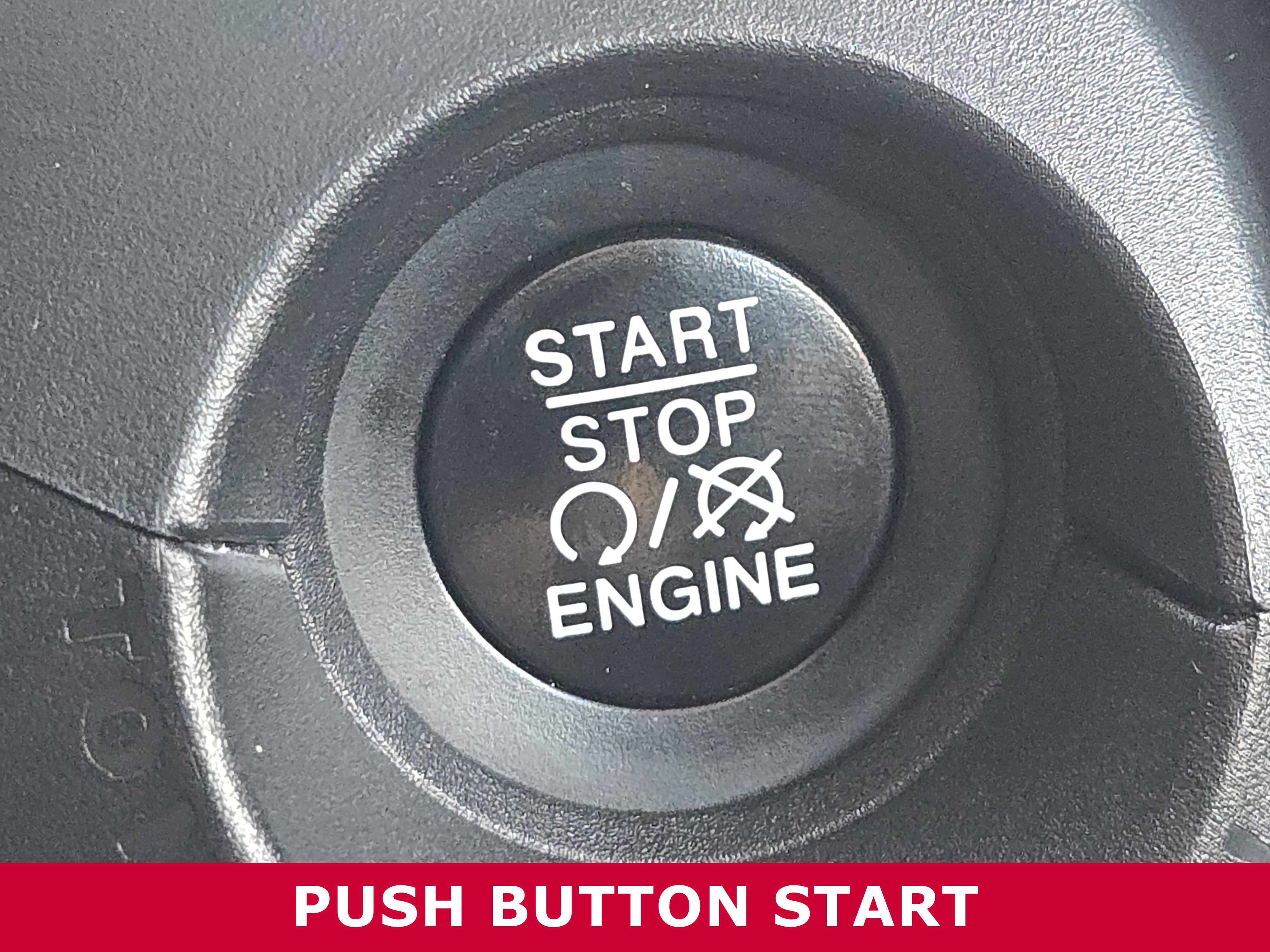 Used 2017 Jeep Renegade Latitude image 32