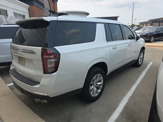 Used 2023 Chevrolet Suburban Premier AWD/4WD image 6