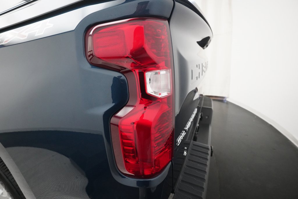 Used 2022 Chevrolet Silverado 1500 Custom image 30