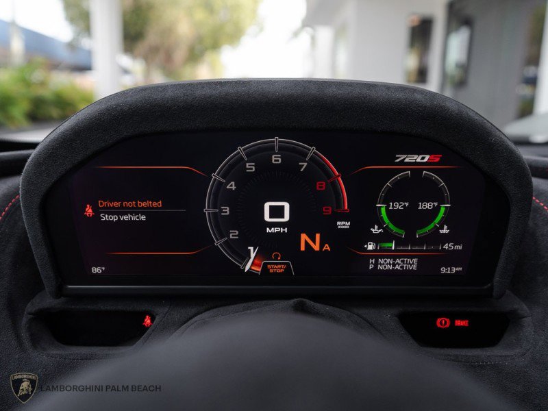 Used 2021 McLaren 720S Luxury image 19