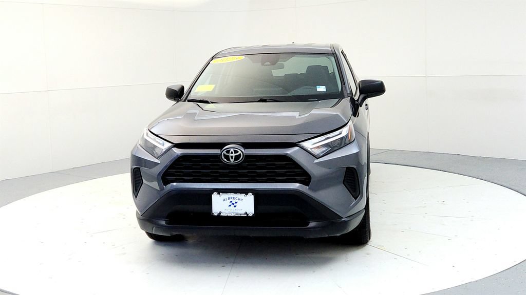 Used 2023 Toyota RAV4 LE AWD/4WD image 8