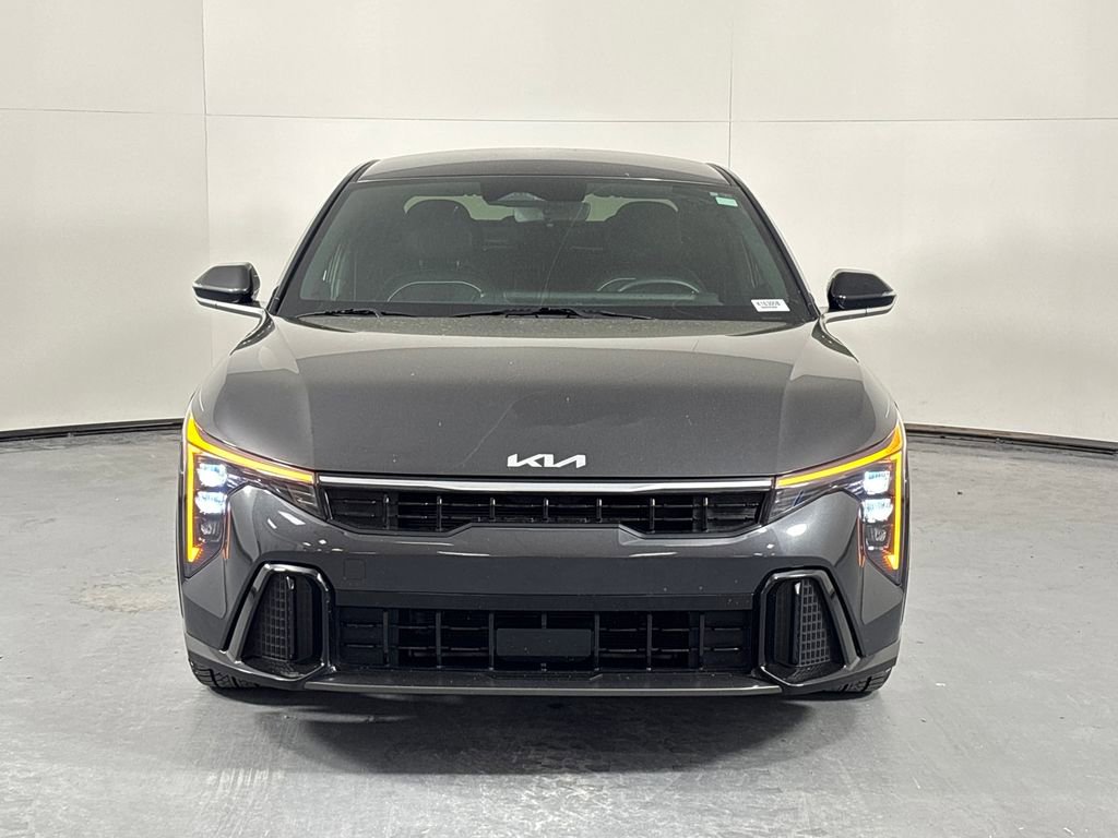 Used 2025 Kia K4 GT-Line image 2