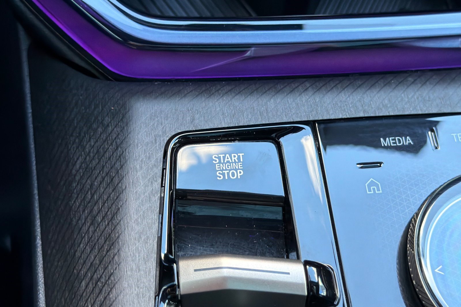 Used 2025 BMW X3 xDrive30i w/ Premium Package image 29