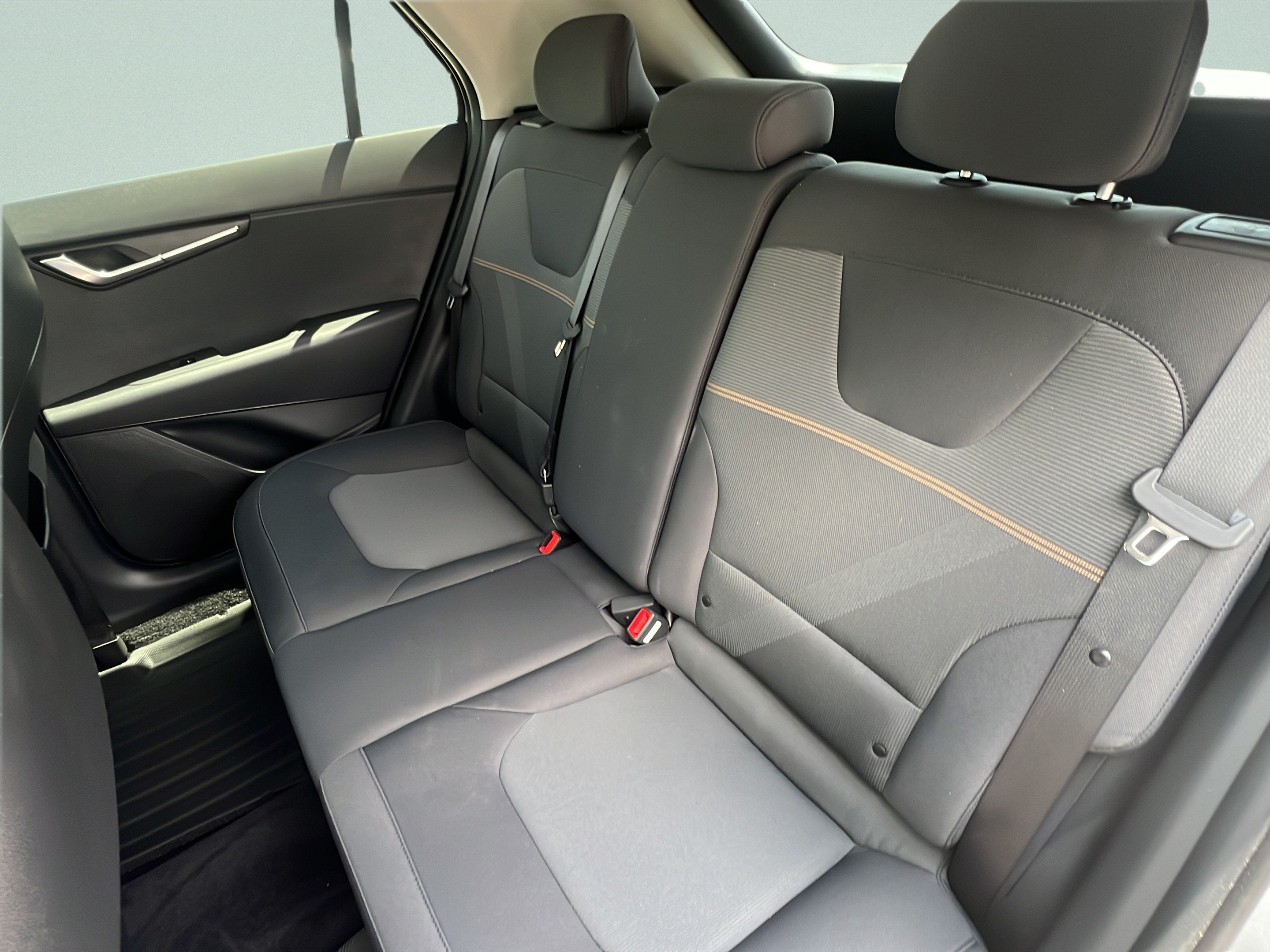 Certified 2024 Kia Niro LX FWD image 10
