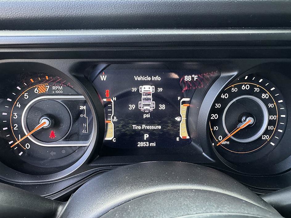 Used 2024 Jeep Wrangler Unlimited Rubicon w/ Capability Package AWD/4WD image 16