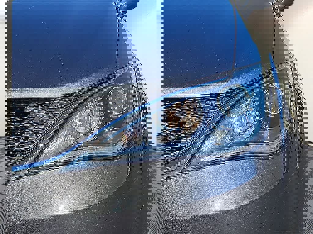 Used 2019 Chrysler Pacifica Touring-L image 8