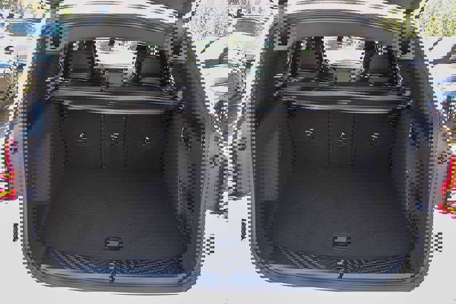 Used 2025 BMW X3 xDrive30i w/ Convenience Package image 25