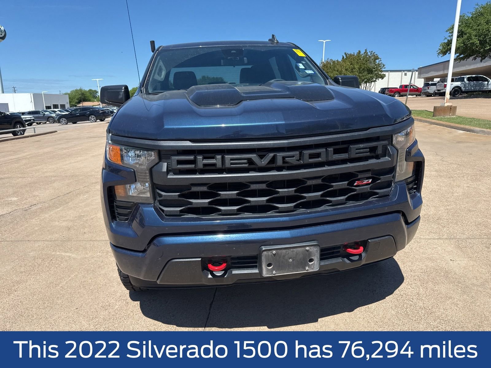 Used 2022 Chevrolet Silverado 1500 Custom Trail Boss w/ LPO, Dark Essentials Package image 2