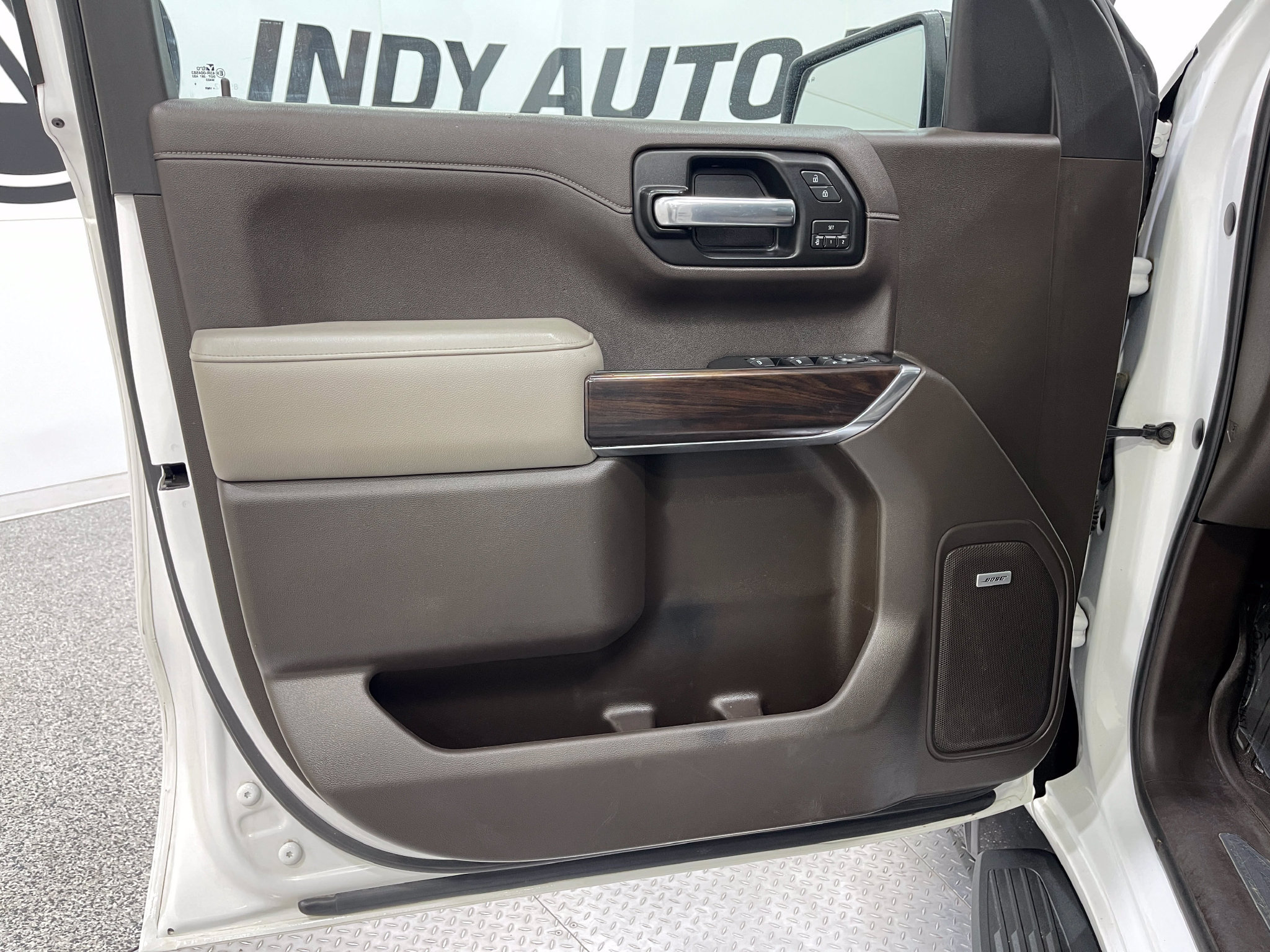 Used 2019 GMC Sierra 1500 SLT w/ SLT Premium Plus Package AWD/4WD image 15