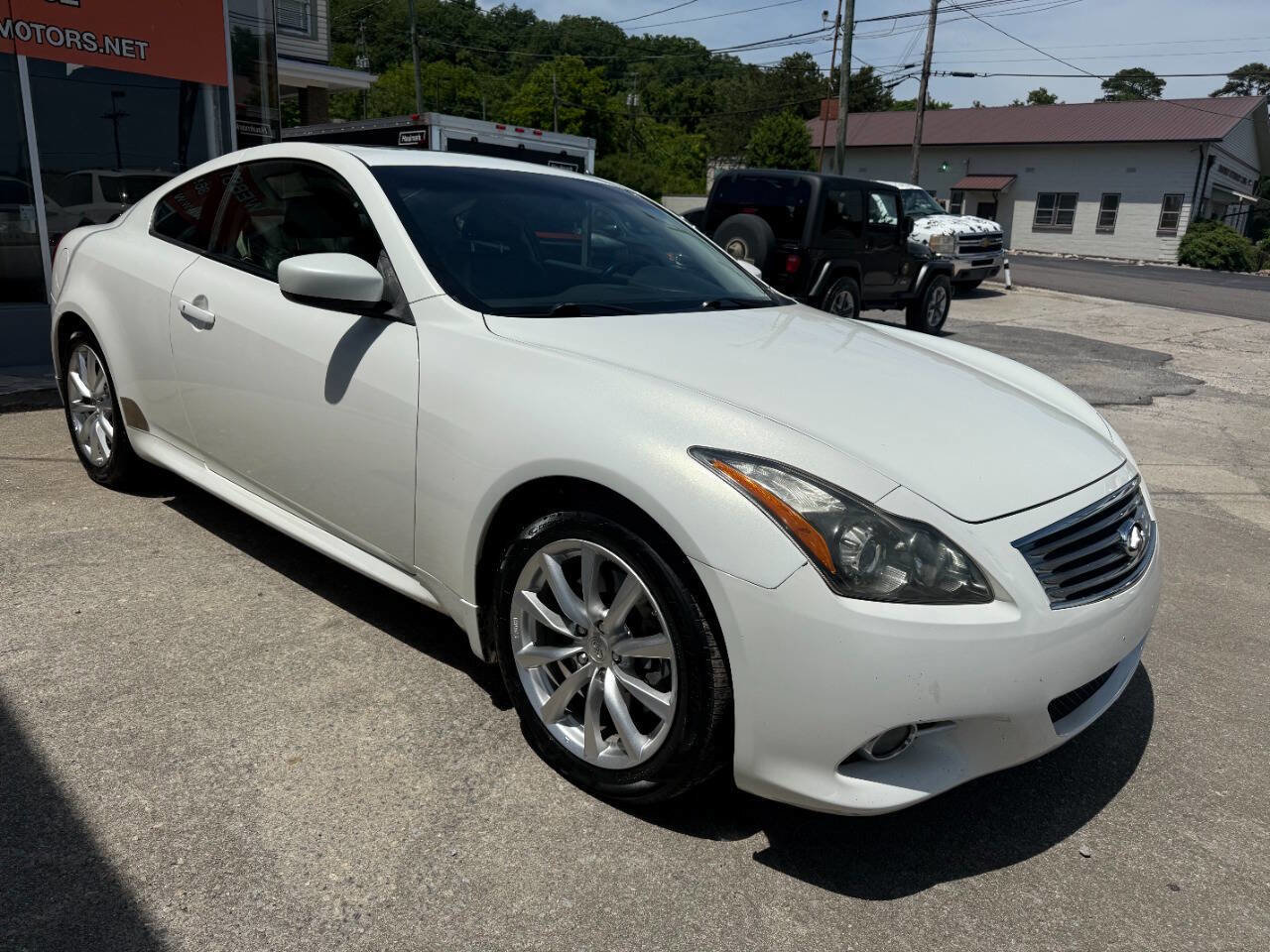 Used 2011 INFINITI G37 x Coupe w/ Premium Pkg AWD/4WD image 4