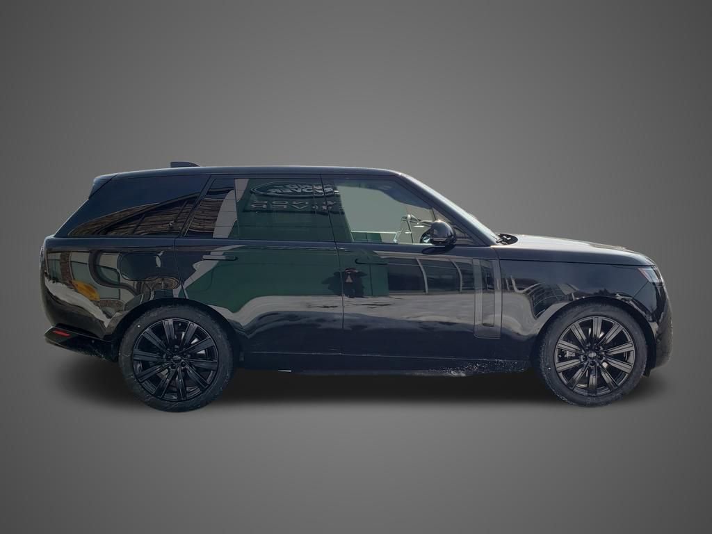 New 2026 Land Rover Range Rover SE image 4