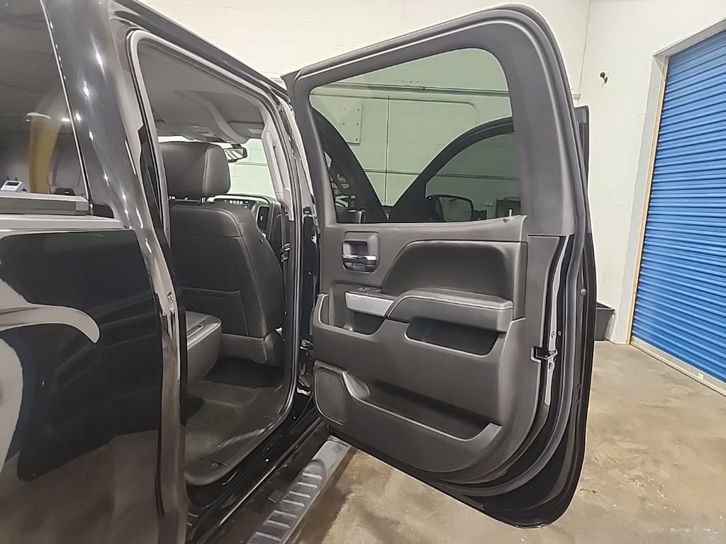Used 2016 Chevrolet Silverado 1500 LTZ Z71 w/ LTZ Plus Package AWD/4WD image 25