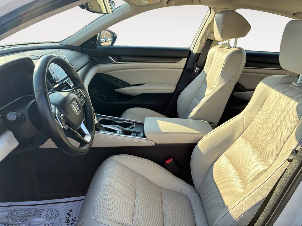 Used 2018 Honda Accord EX-L image 9