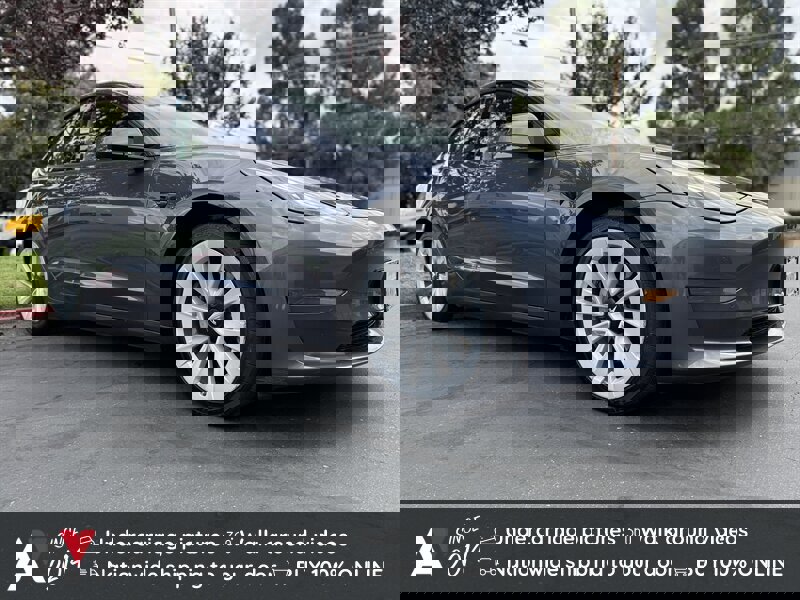 Used 2022 Tesla Model 3 image 1