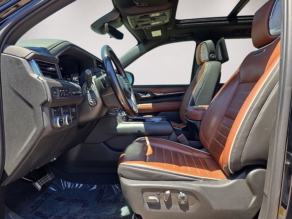 Used 2023 GMC Yukon Denali Ultimate AWD/4WD image 27