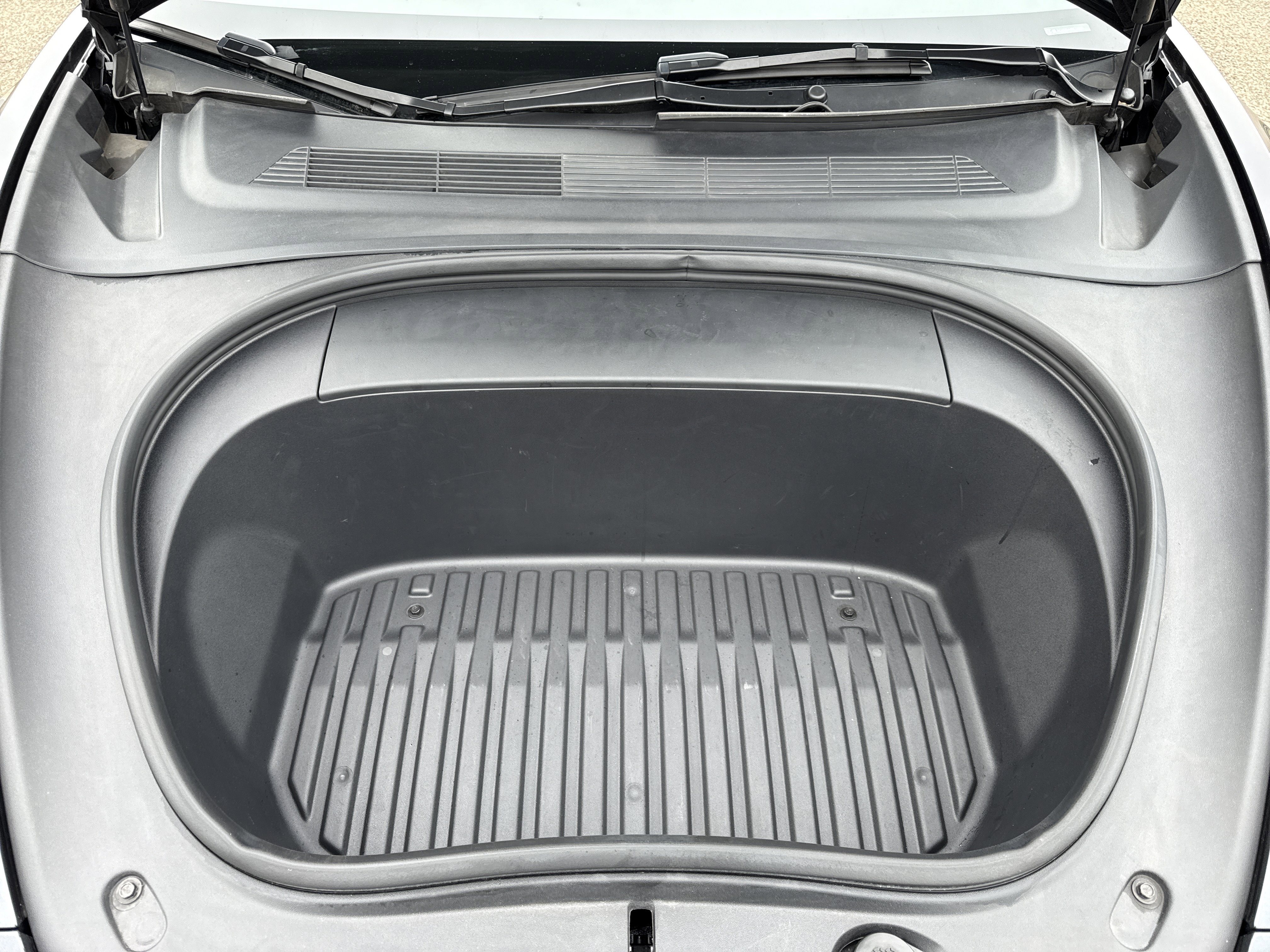 Used 2024 Tesla Model 3 Standard Range image 15