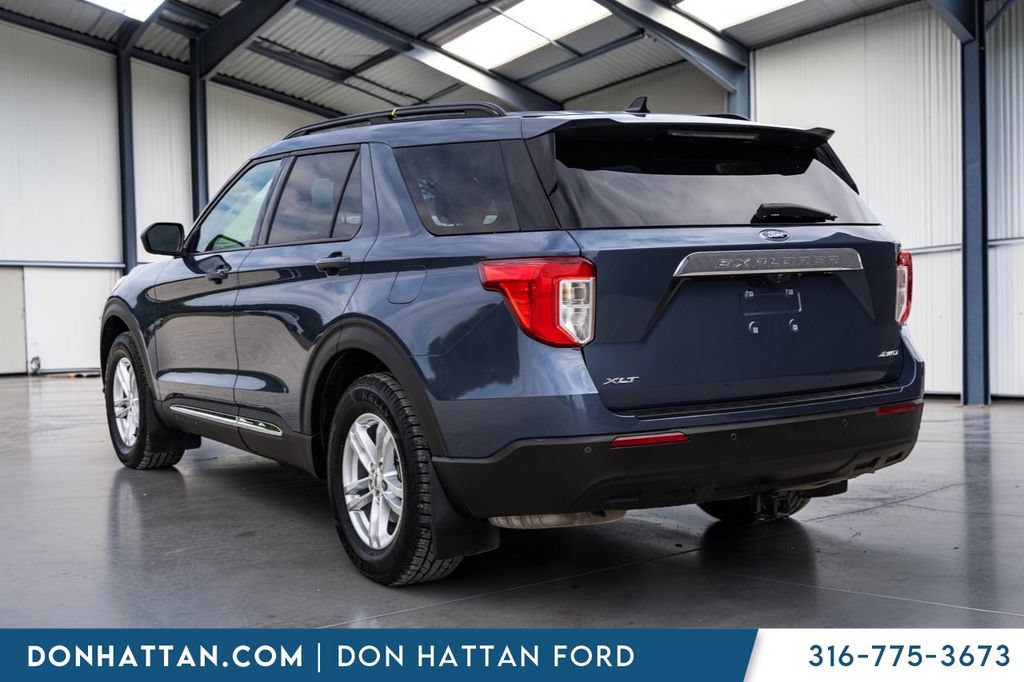 Used 2021 Ford Explorer XLT AWD/4WD image 25