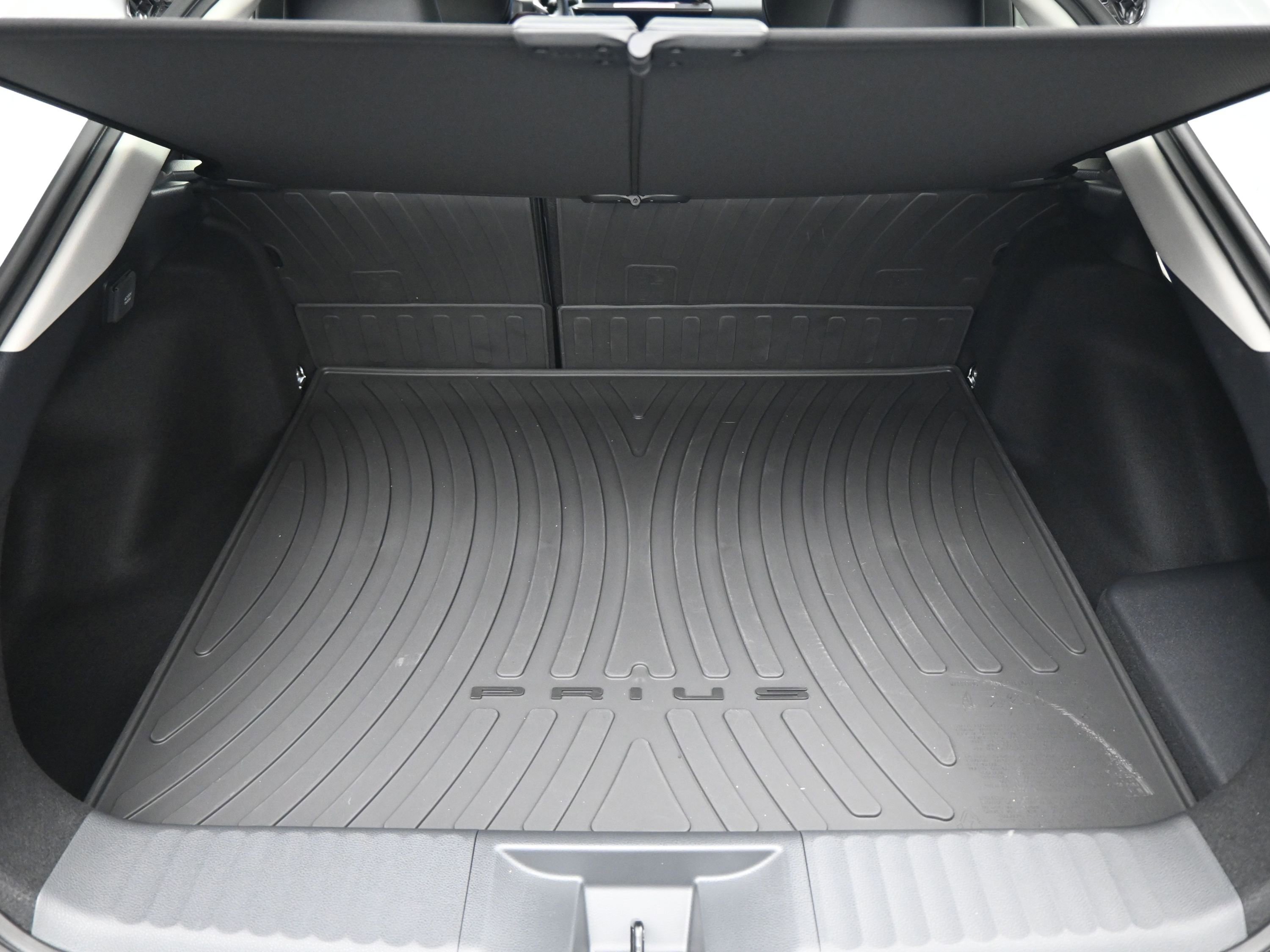 New 2026 Toyota Prius Plug-In Hybrid image 17