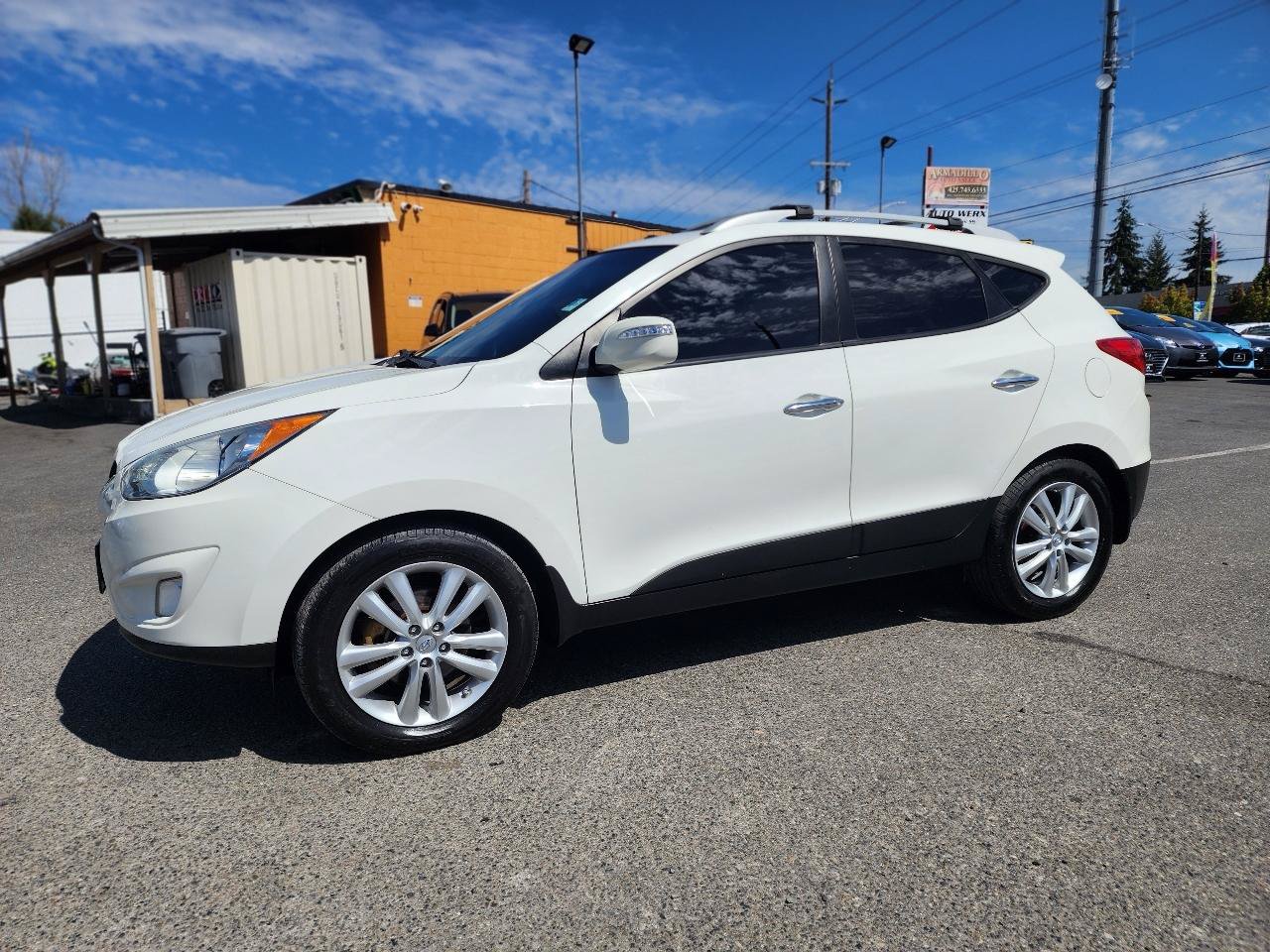 Used 2013 Hyundai Tucson Limited AWD/4WD image 10