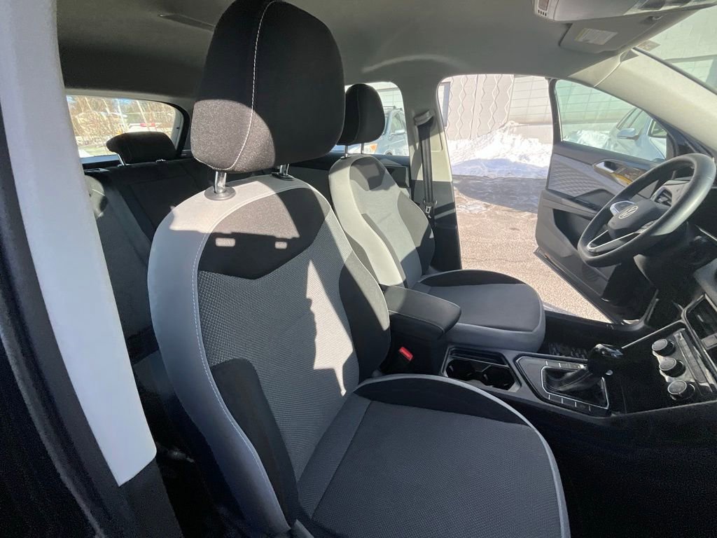 Used 2023 Volkswagen Taos S image 34