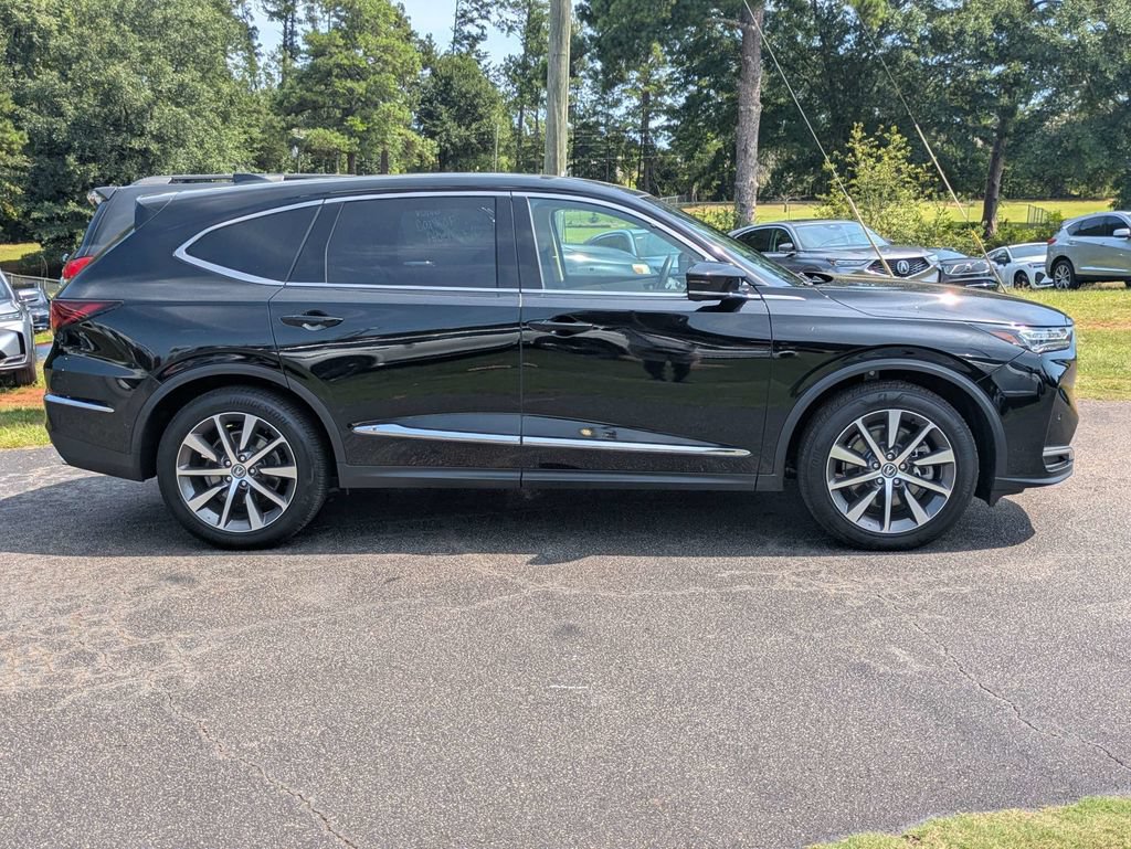 Used 2025 Acura MDX w/ Technology Package FWD image 7