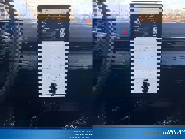 Certified 2025 Ford Mustang Mach-E Premium image 33