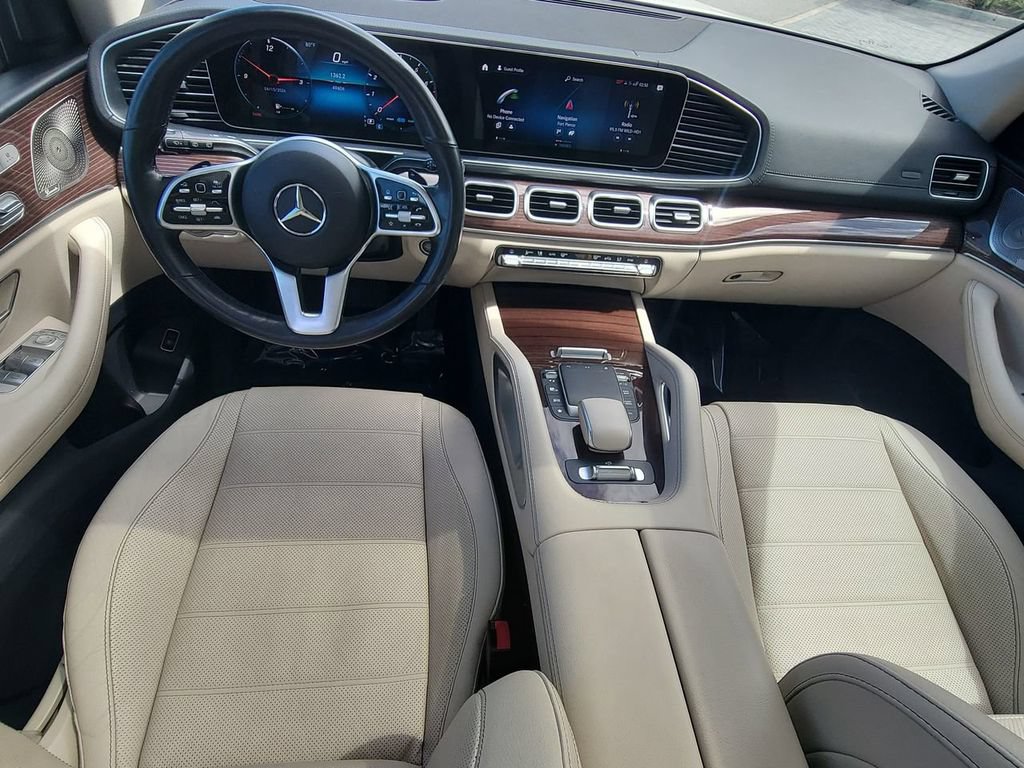 Used 2022 Mercedes-Benz GLS 450 4MATIC image 18