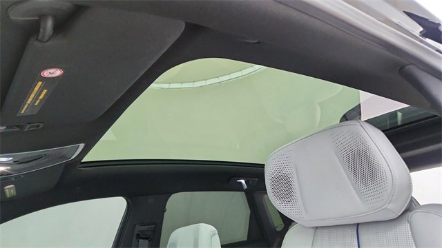 Used 2025 Cadillac Lyriq Luxury image 56