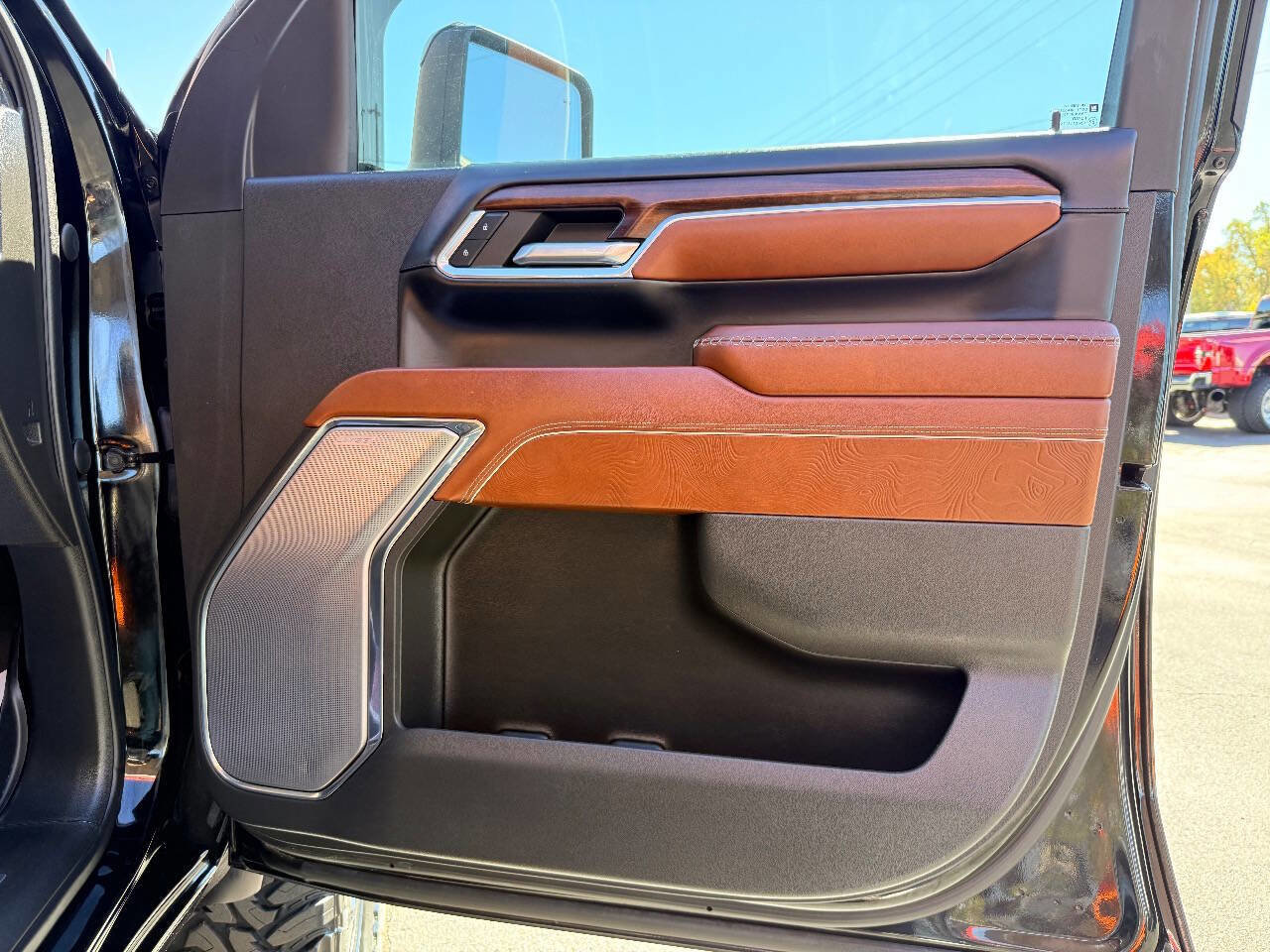 Used 2024 GMC Sierra 2500 Denali Ultimate w/ Max Trailering Package image 38