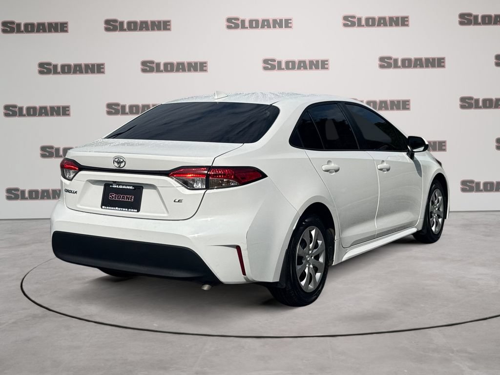 Used 2023 Toyota Corolla LE FWD image 5